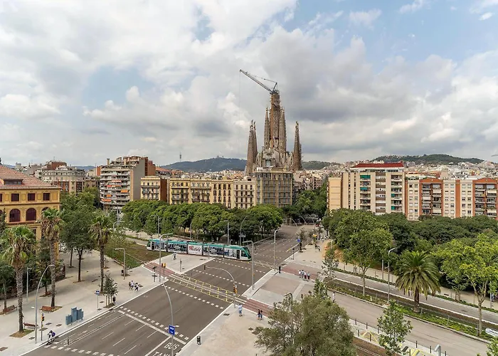 Ab Sagrada Familia Views