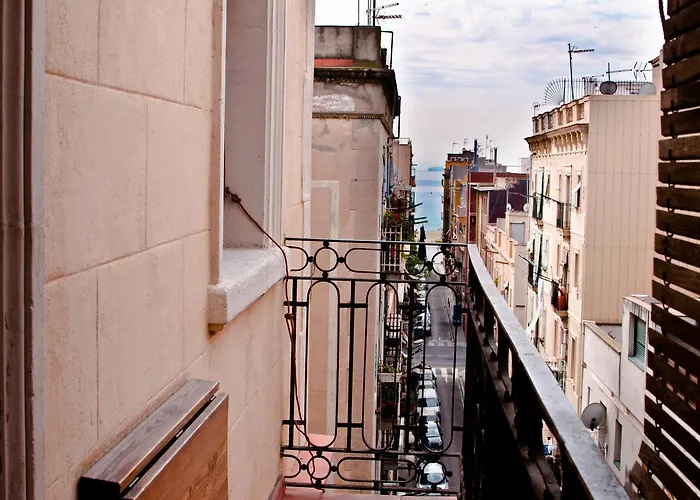 Barceloneta Suites Apartments Beach